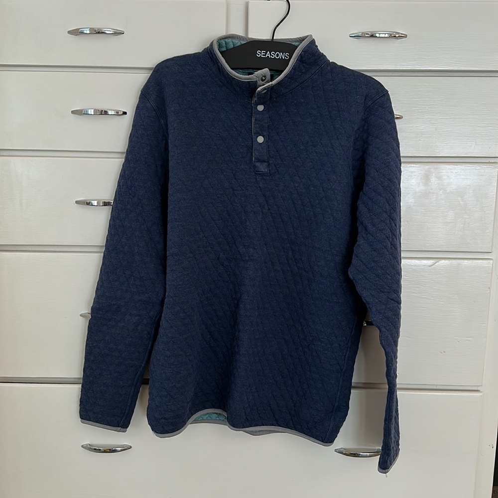 Reversible Marine Layer quilted pullover quarter snap
